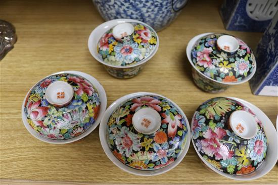 A set of six Chinese thousand flower bowls and covers, a blue and white Kamcheng and two blue and white pillows lidded jar 25cm